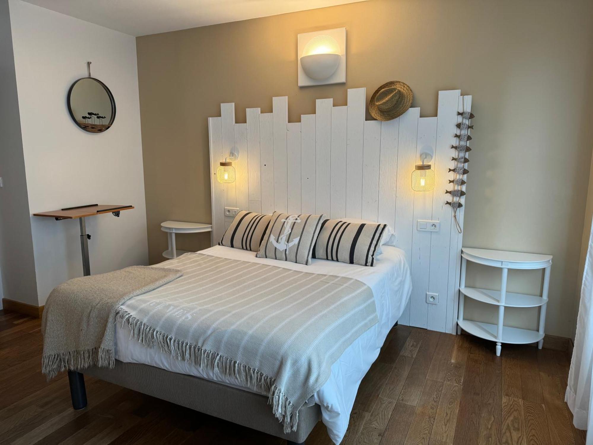 Hotel Acadie Saint Victor - Restaurant -face Mer-