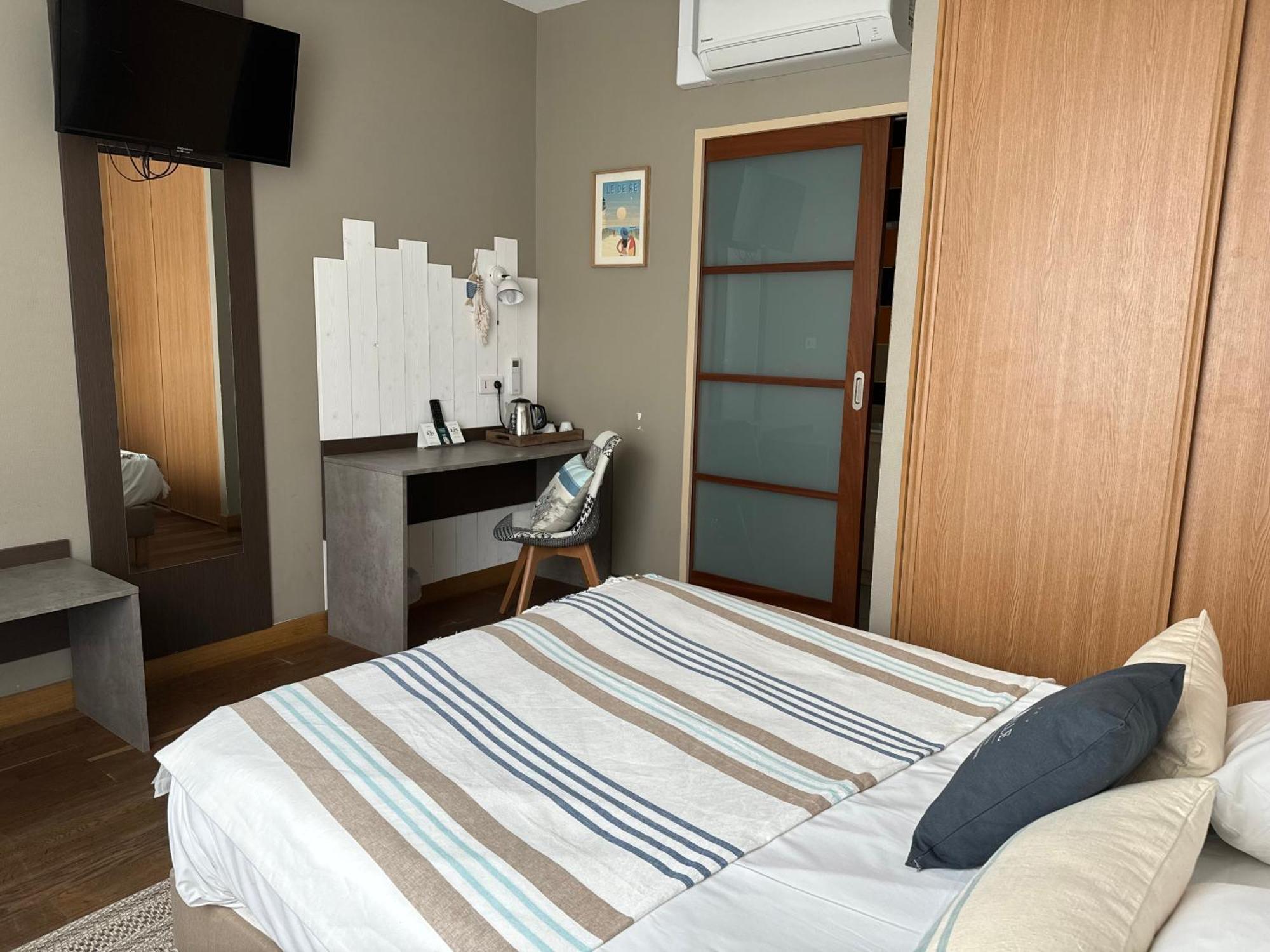 Hotel Acadie Saint Victor - Restaurant - Face -