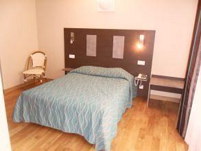 Acadie Saint Victor - Restaurant - Face - Hotel 2*