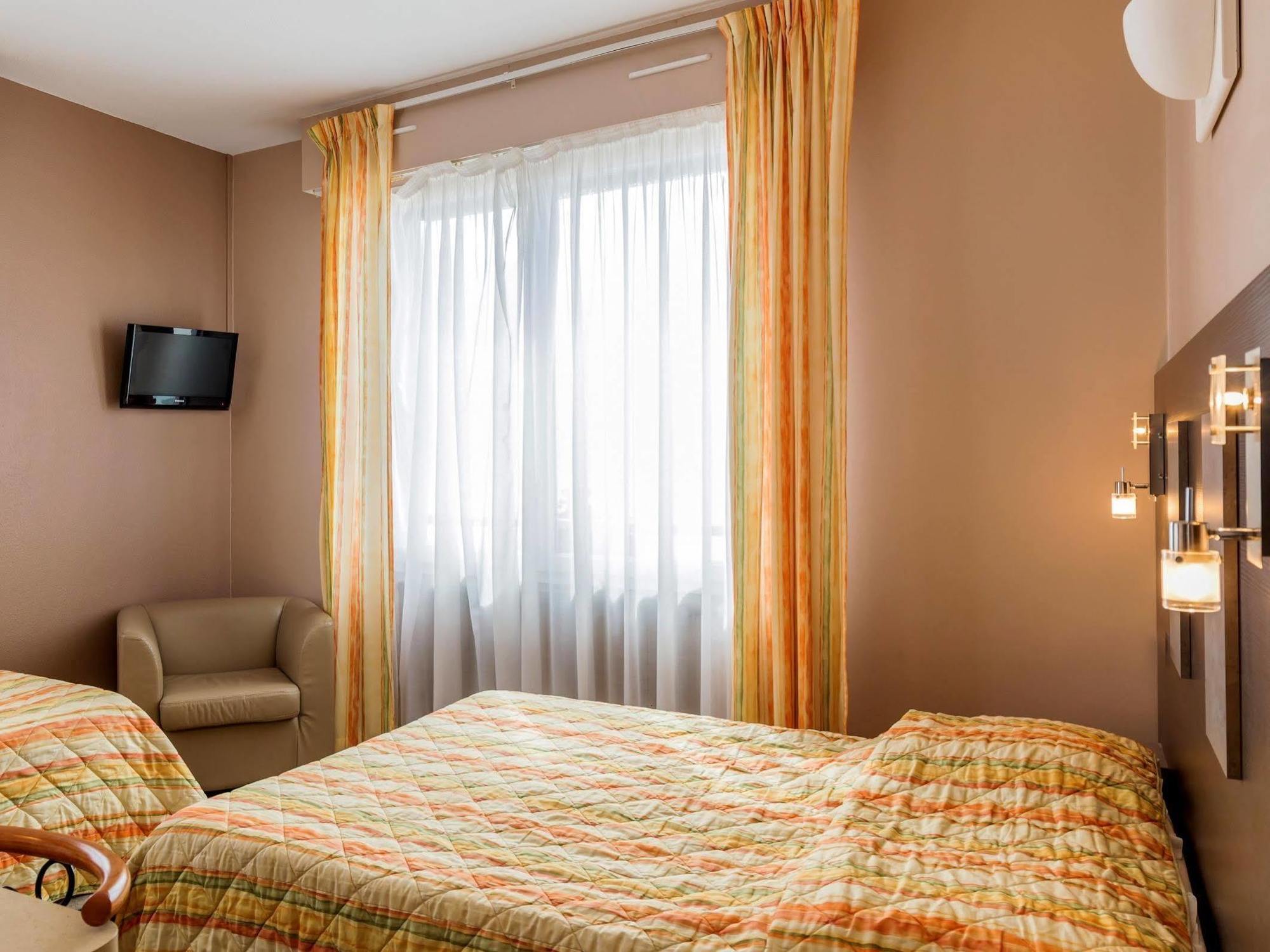 Acadie Saint Victor - Restaurant -face Mer- 2*